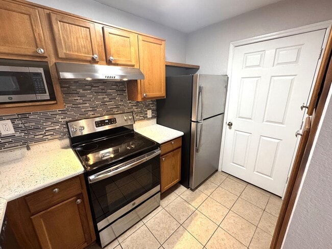 Primary Photo - 3702 Palm Desert Ln