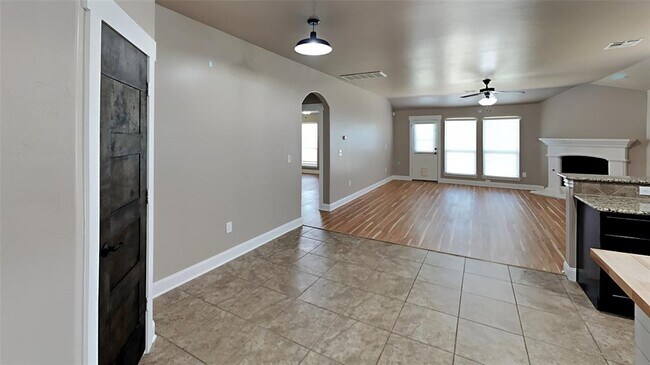 Building Photo - 11305 NW 94th St