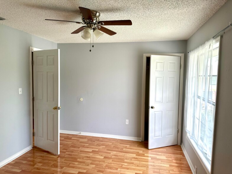 Building Photo - 7404 Woodburn Ct