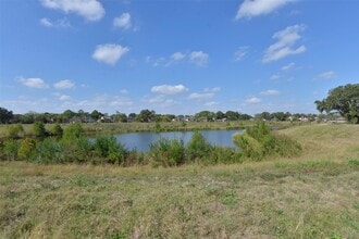 Building Photo - 15322 Torry Pines Rd