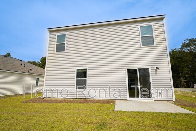 Building Photo - 123 Painted Lady Loop