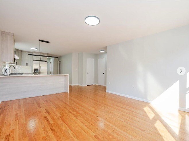Building Photo - 1181 Neill Ave