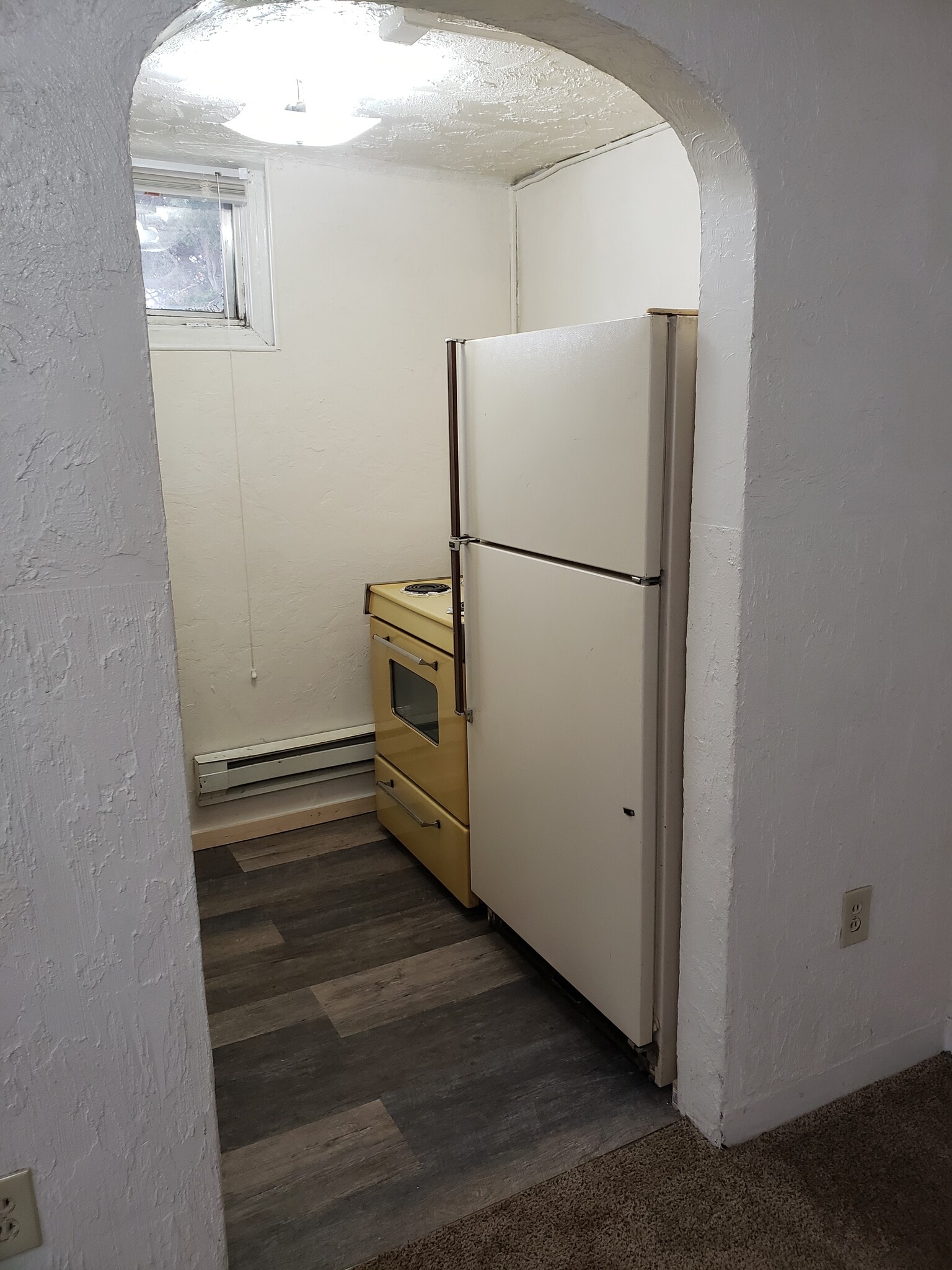 Building Photo - 219 H St