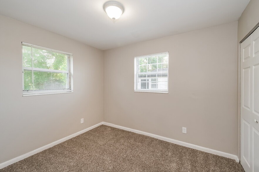 Building Photo - 5135 Archery Ave