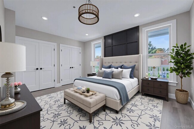 Building Photo - 110 School St