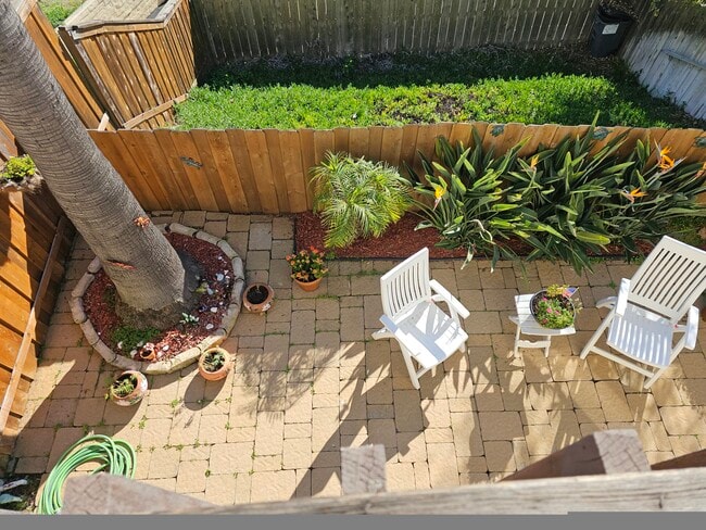 Building Photo - 853 Mola Vista Way