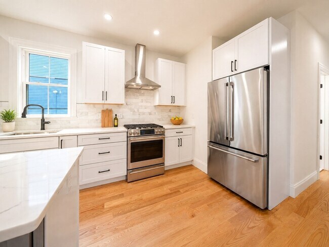 Building Photo - 81 Gilman St