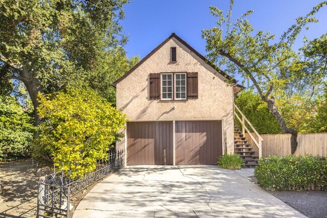 Primary Photo - 1 Bed, 1 Bath Standalone ADU w/ Laundry & ...
