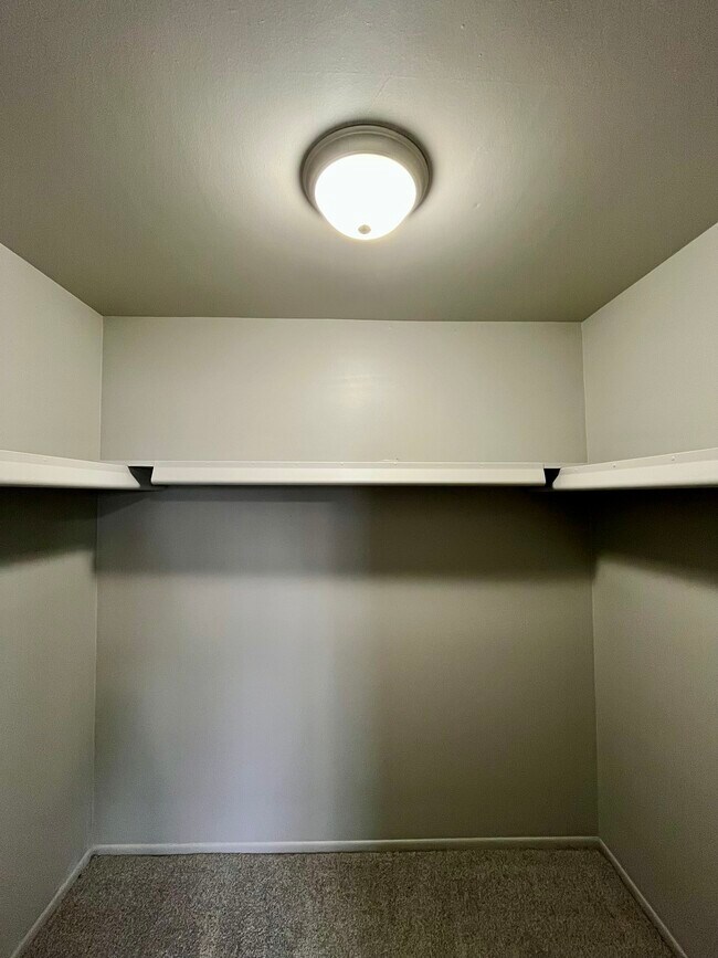 Building Photo - 11333 Old Goddard Rd