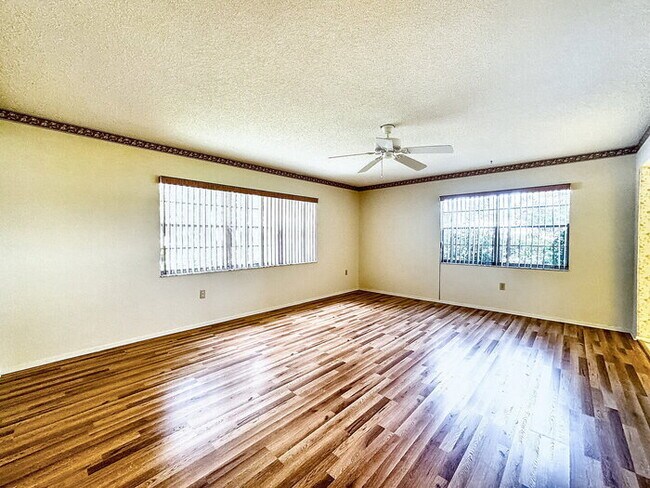 Building Photo - 55 & OLDER COMMUNITY! Charming 2-Bedroom Oasis with 2 Full Baths and 1,747 Sq Ft in New Port Richey!