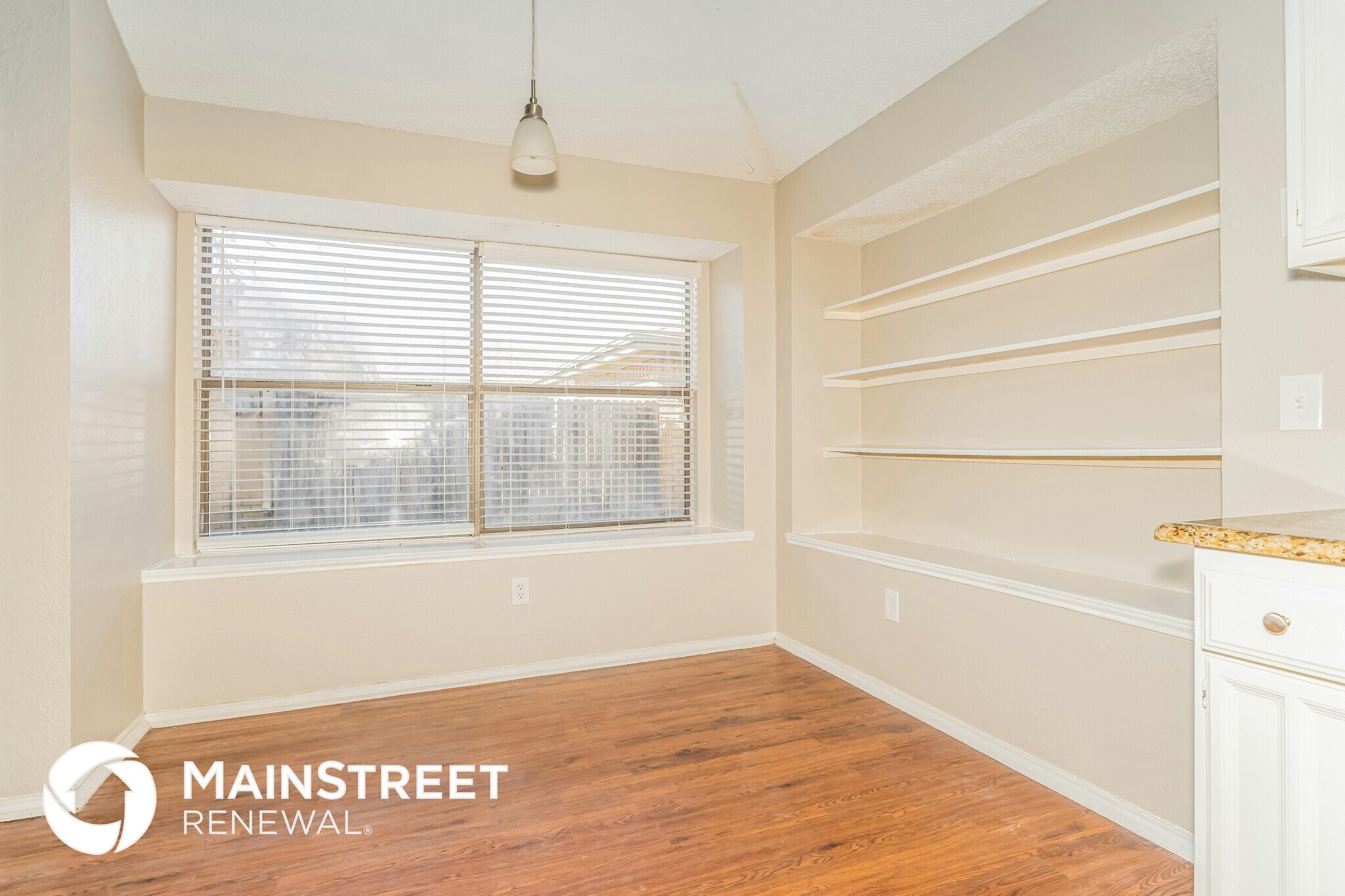 Building Photo - 513 Quail Hollow Dr