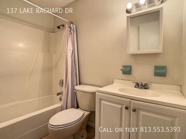 Building Photo - 137 Lake Rachard Dr