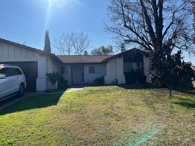 Primary Photo - 4 Bedroom home with Pool coming Soon! Make...