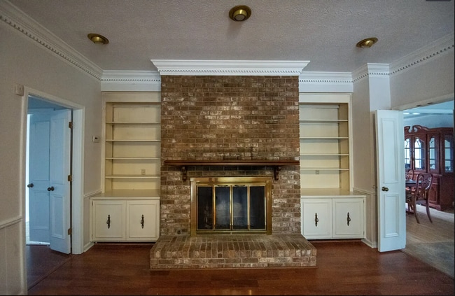 Building Photo - 3322 Shirehill Ln