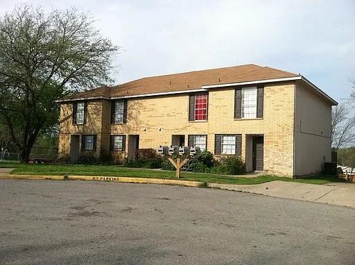 Primary Photo - 3832 Coates Cir