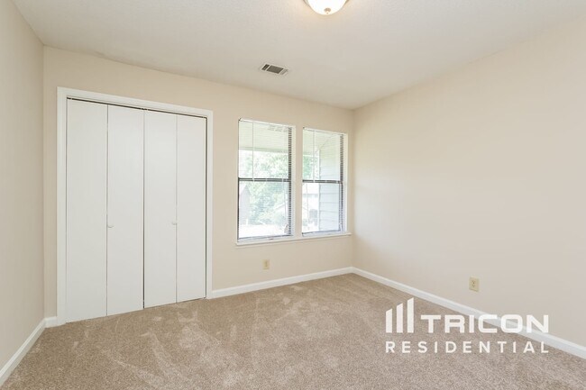 Building Photo - 3834 Springleaf Ct