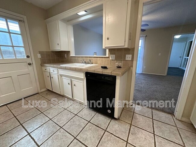 Building Photo - 2518 NW 62nd St