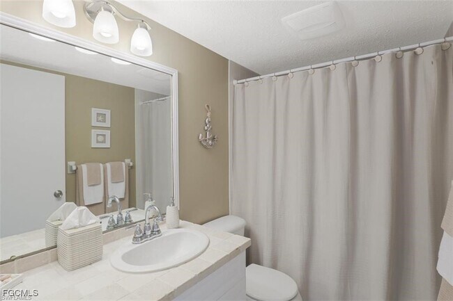 Building Photo - 1835 Beach Pkwy W