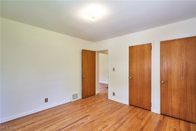 Building Photo - 2620 Mogadore Rd