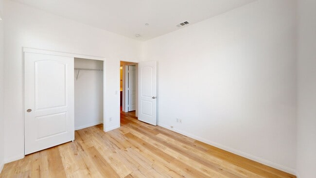 Building Photo - Available Now: Cozy 4 Bedroom 2.5 Bath Hom...
