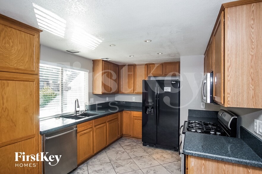 Building Photo - 2406 El Cid Ct