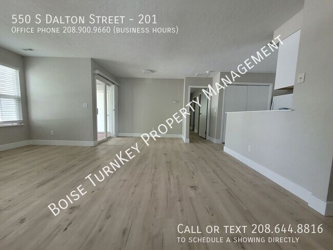 Building Photo - 550 S Dalton Ln