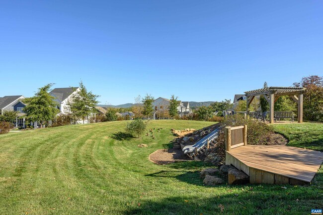 Building Photo - 950 Belvedere Way