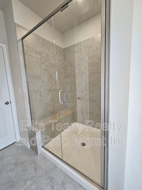 Building Photo - 5416 Kinsbridge Dr