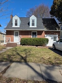 Building Photo - 4 Bedroom 3 Bathroom House in Syracuse