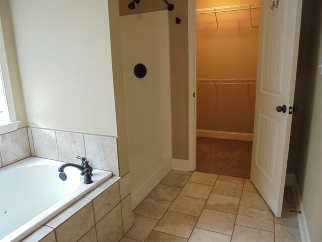 Building Photo - 3581 Spence Cir