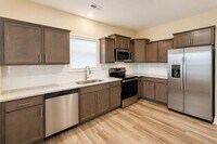 Building Photo - Brand New Duplex!