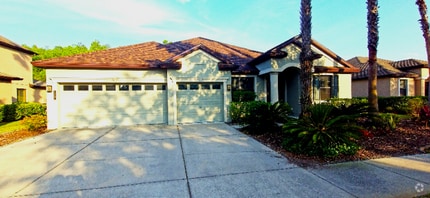 Building Photo - 7907 Hampton Lake Dr
