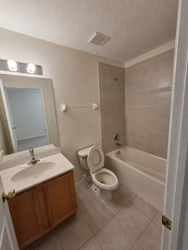 Building Photo - 8511 Trail Wind Dr