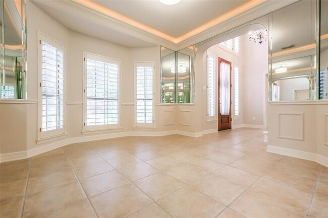 Building Photo - 12411 Santiago Cove Ln