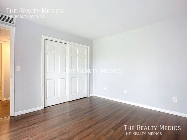 Building Photo - 164 Sweetgum Ln