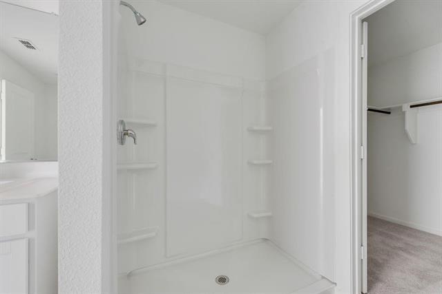 Building Photo - 220 Asterwood Ln