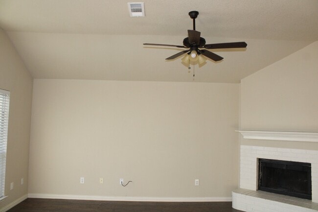 Building Photo - 3133 Walingford Dr