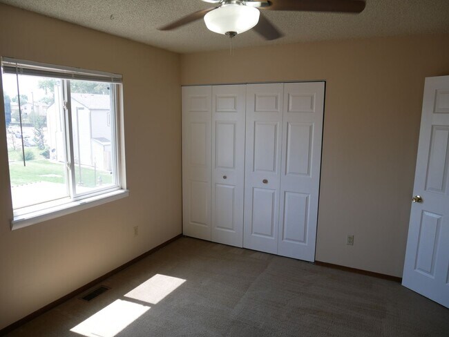 Building Photo - 7612 Clover Hill Dr