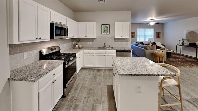 Building Photo - 12432 Ride Ave