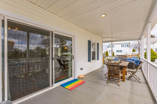 Building Photo - 15 Sols Point Rd