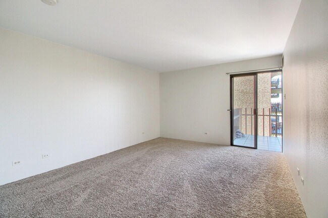 Building Photo - Gorgeous highrise apartment in Washington ...