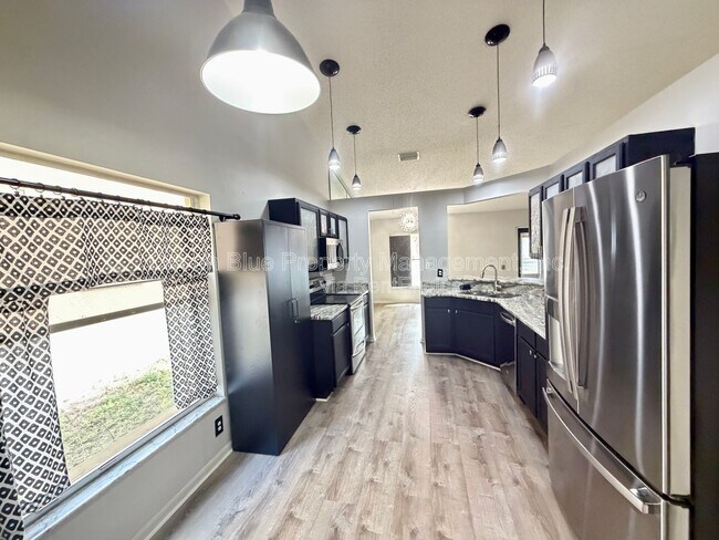 Building Photo - 12410 Early Run Ln