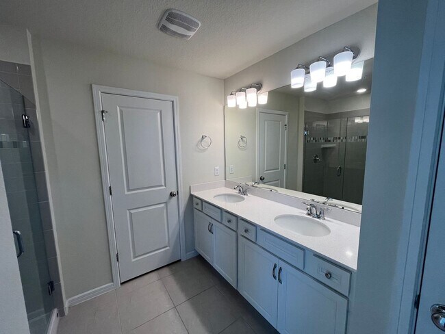 Building Photo - 14202 Sapelo Beach Dr