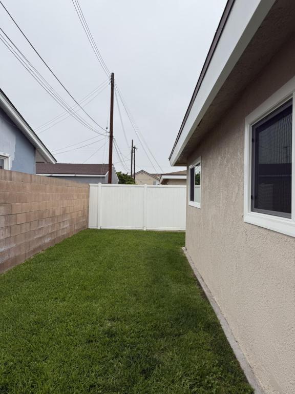 Building Photo - 15550 Cornuta Ave