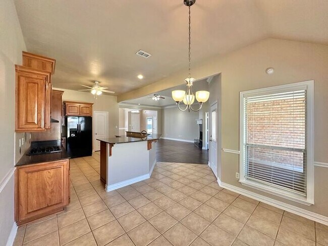 Building Photo - Spacious Flint Home on a Corner Lot with Stunning Primary Suite