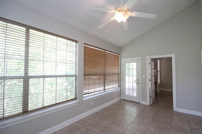 Building Photo - 3662 Mackey Cove Dr