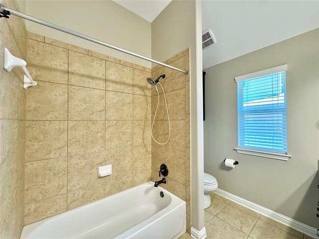 Building Photo - 4207 Oldenburg Ln