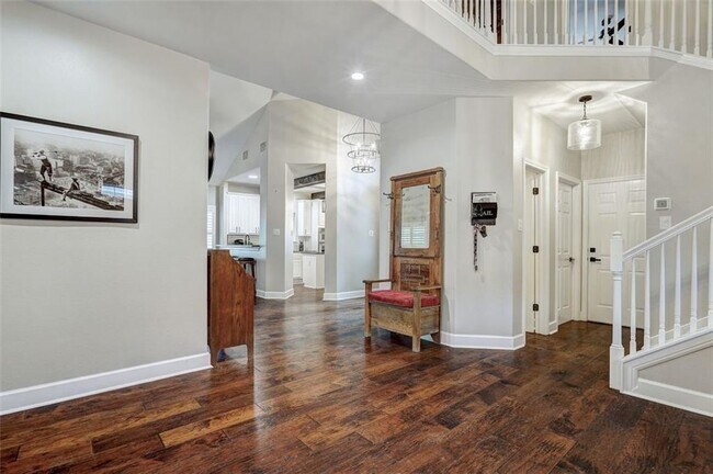 Building Photo - 30389 Ledgemont