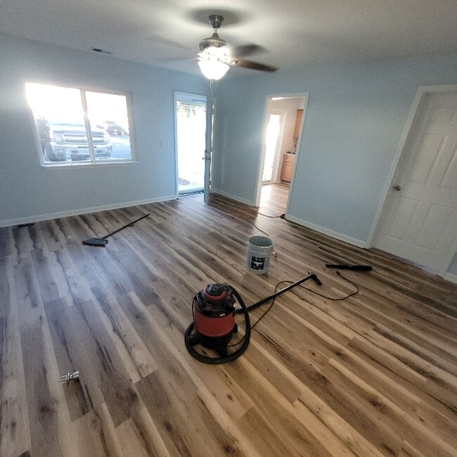 Building Photo - 1421 Turkey Ridge Rd