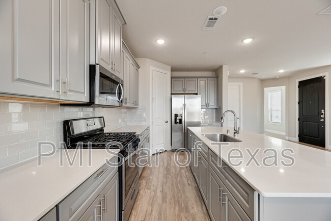 Building Photo - 4529 Titus Cir